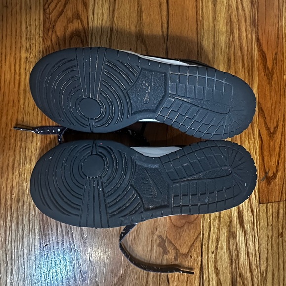 Black and White Sneakers - Picture 6 of 6